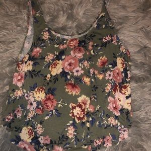 AMERICAN EAGLE WOMENS LARGE FLORAL TANK TOP